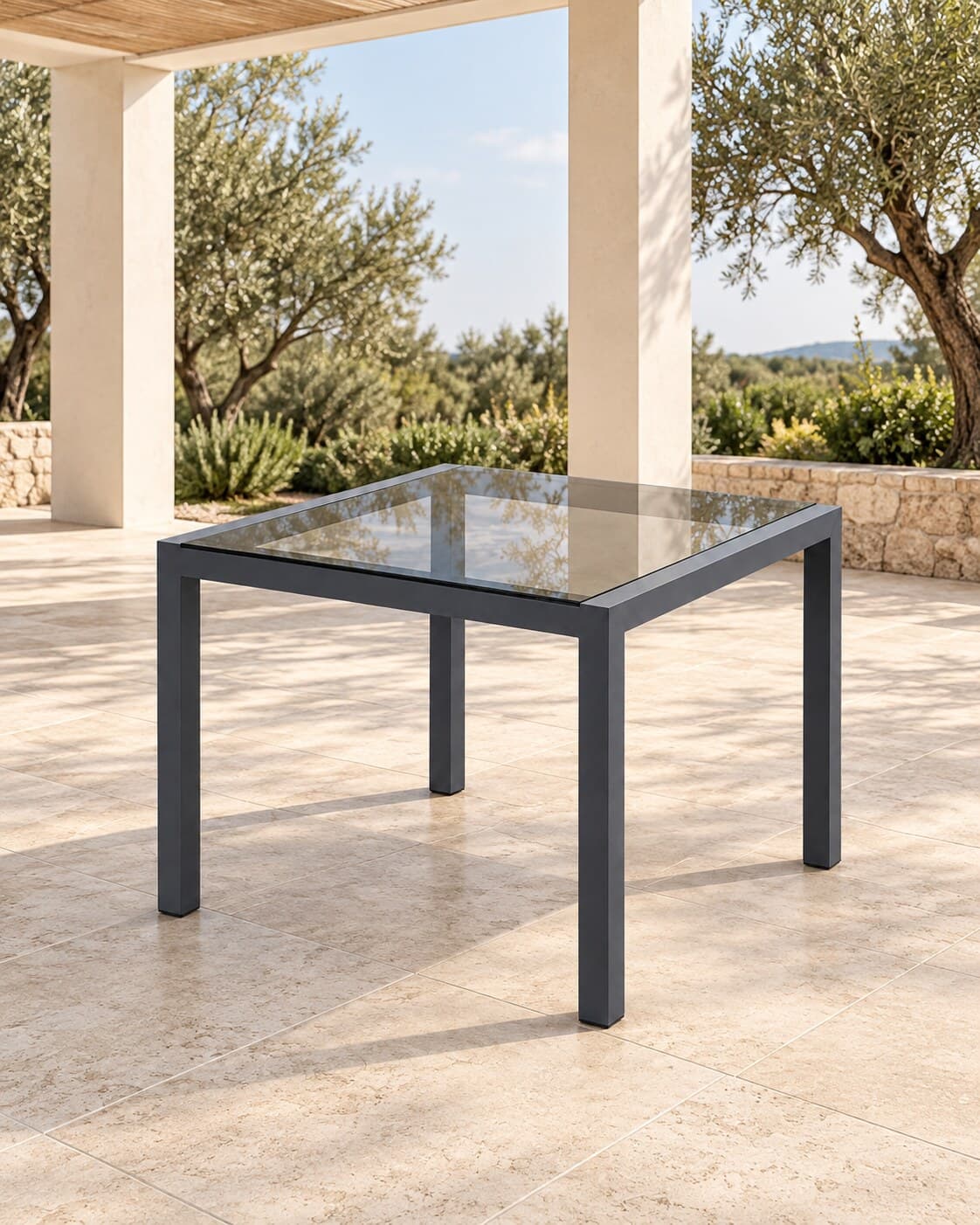Mesa quadrada Perfile alum/vidro em ambiente