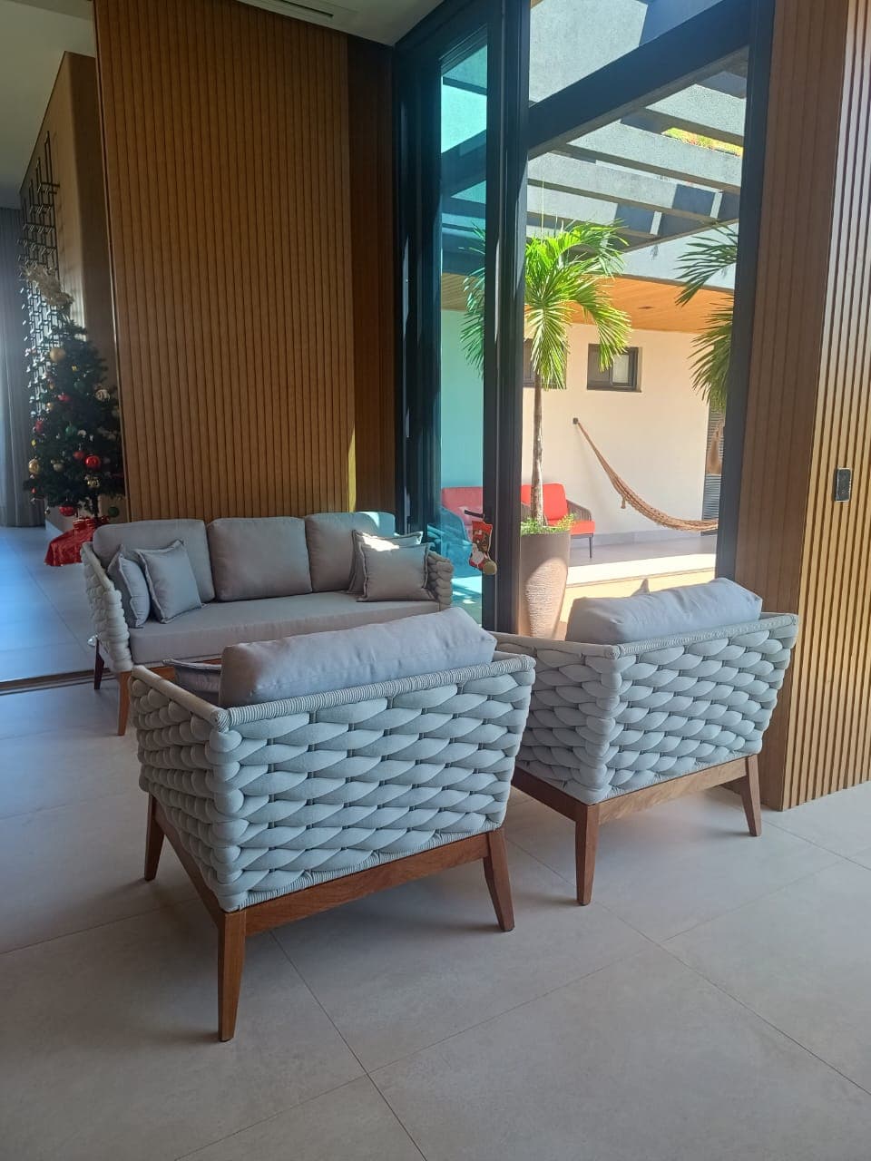 BILT Poltrona tricô com enchimento
