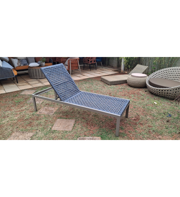 Espreguiçadeira Perfile Plus cordea/ fibra